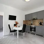 Apartman Mi *